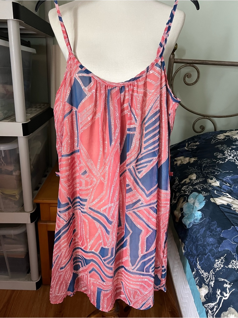 Forever 21 S/P Women’s Pink & Navy Geometric Print Sheer Spaghetti Strap Dress